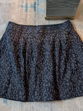 Banana Republic Black and Gray Patterned Mini Skirt